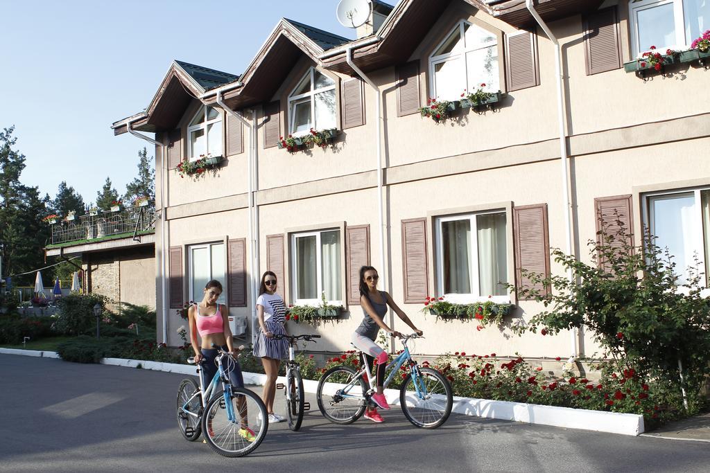 Seasons Spa Boutique Hotel Kozyn Eksteriør billede